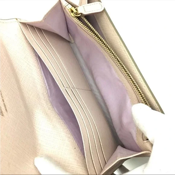 Salvatore Ferragamo Vara Leather Long Bifold Wallet - Picture 6 of 8